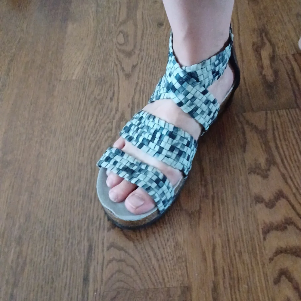 Muk Luks Web Sandals